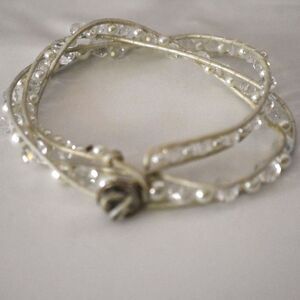 Stylish Trendy Faux Pearl/Clear Beveled Beaded 20" Wrap Button Latch Bracelet